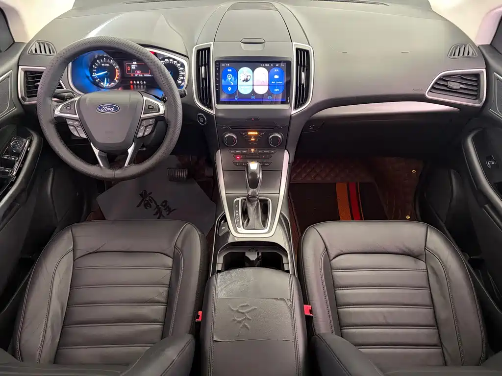 Edge EcoBoost 245 2 WD Grand Sharp 7-seat