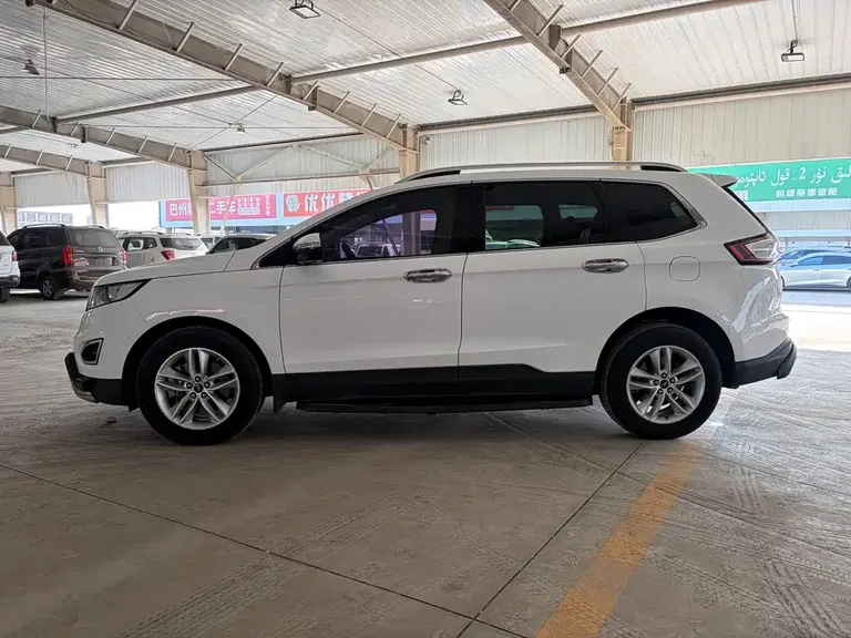 Ford Edge EcoBoost 245 2 WD Grand Sharp 7-seat