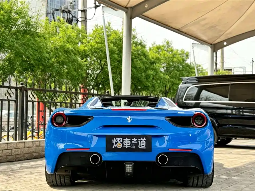 Ferrari 488 488 Spider