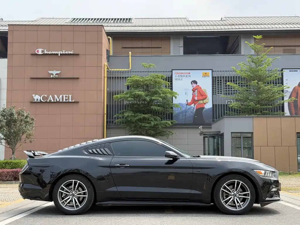 Mustang 2.3 T Performance