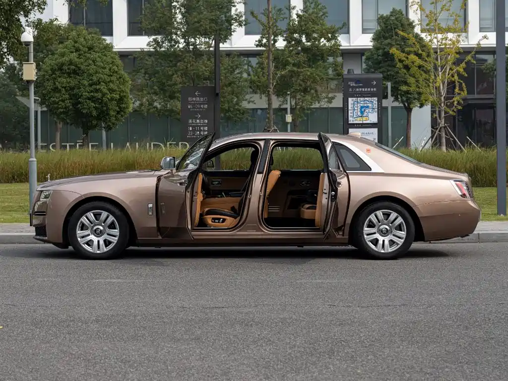 Ghost 6.7 T LWB Range