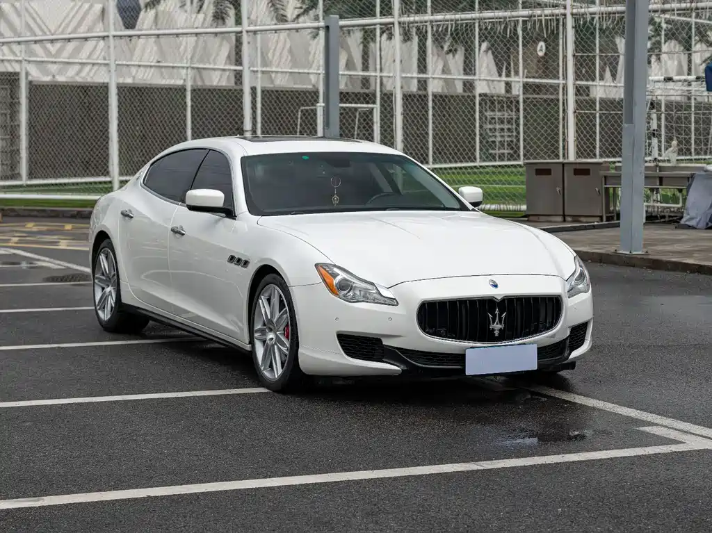 Quattroporte 3.0 T Standard