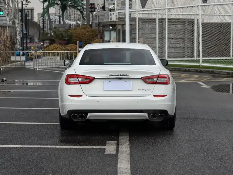 Maserati Quattroporte 3.0 T Standard