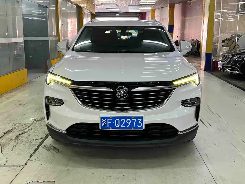 Enclave 28 T 2 WD Luxury