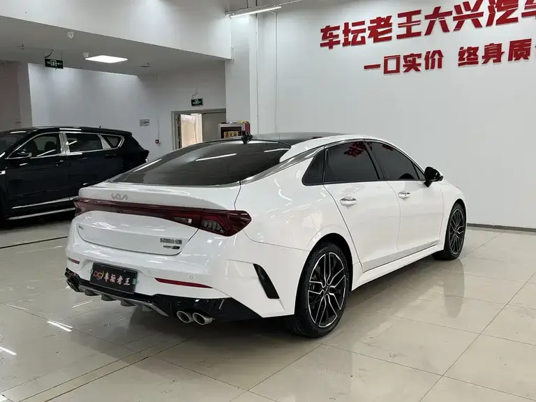 Kia K5 380 T GT-Line Flagship