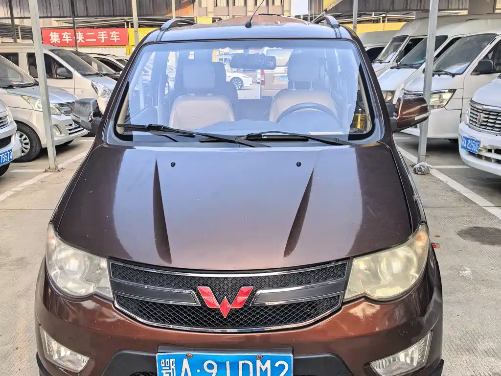 Wuling Hongguang 1.2 L S Comfort CN-IV