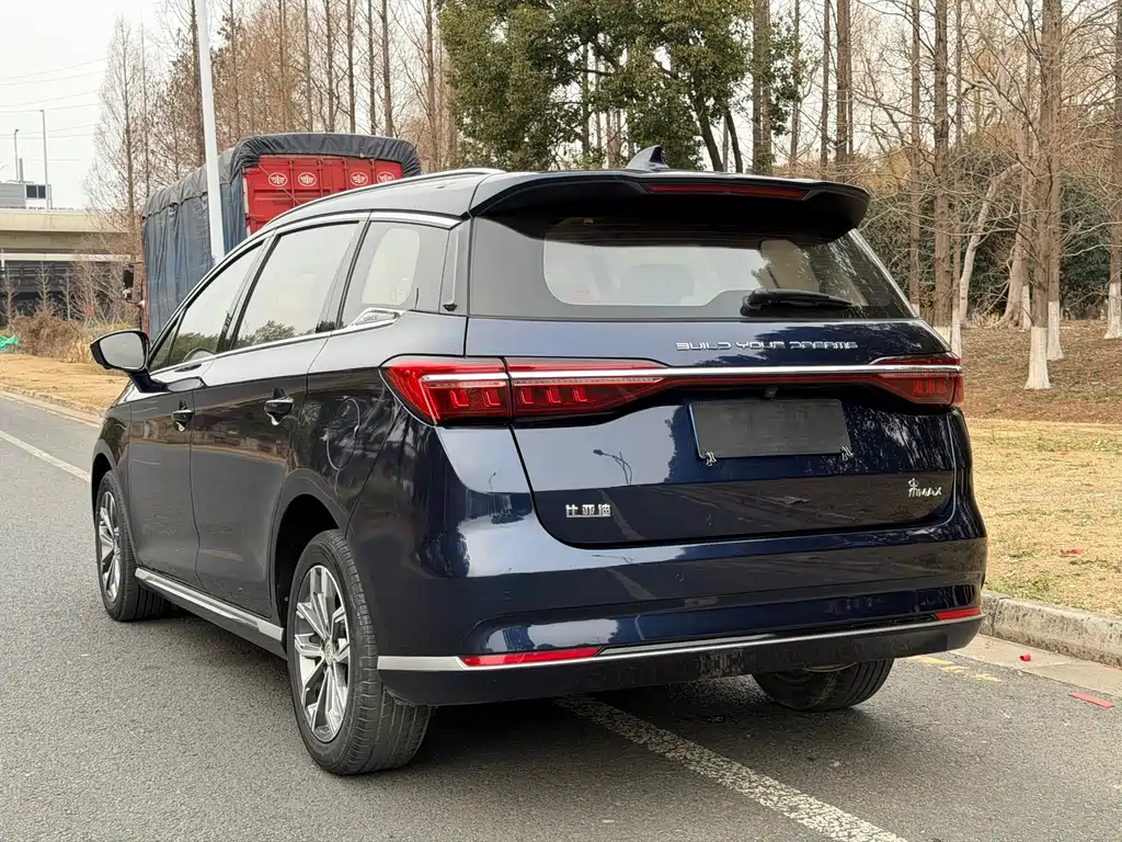 Song MAX Upgraded 1.5 T Auto Distinguished 7-seat