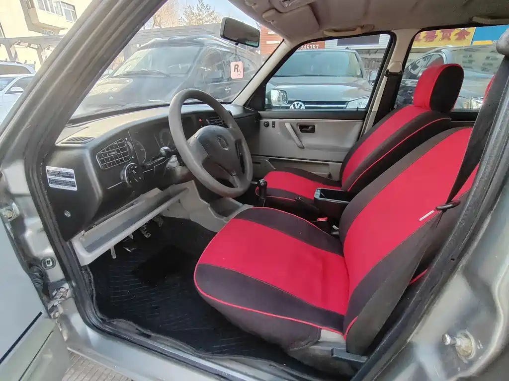 Jetta 1.6 L Commemorative