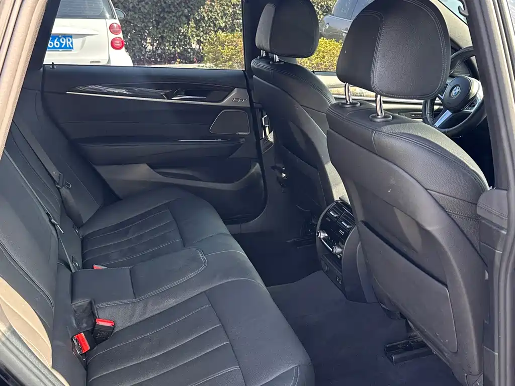 BMW 6 Series GT 630 i M Sport Package