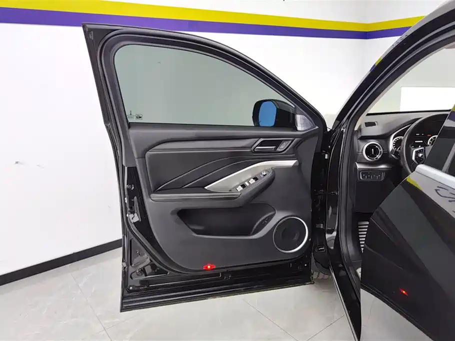 WEY VV6 2.0 T 2 WD Super Luxury CN-V