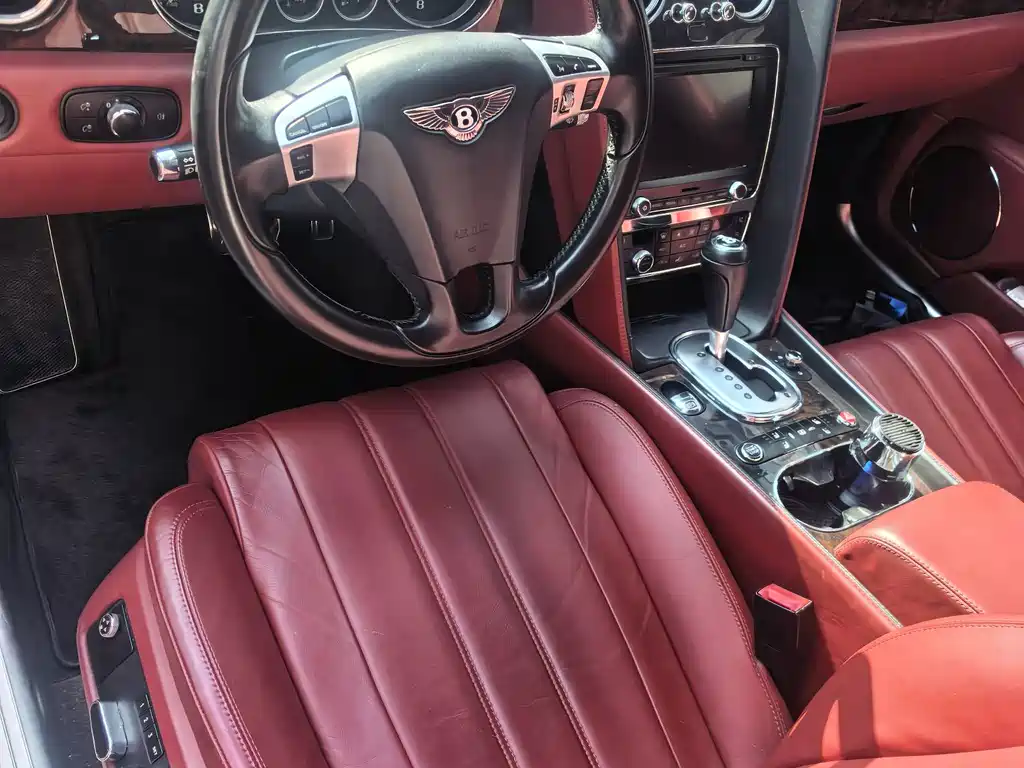Flying Spur 4.0 T V8 Distinguished