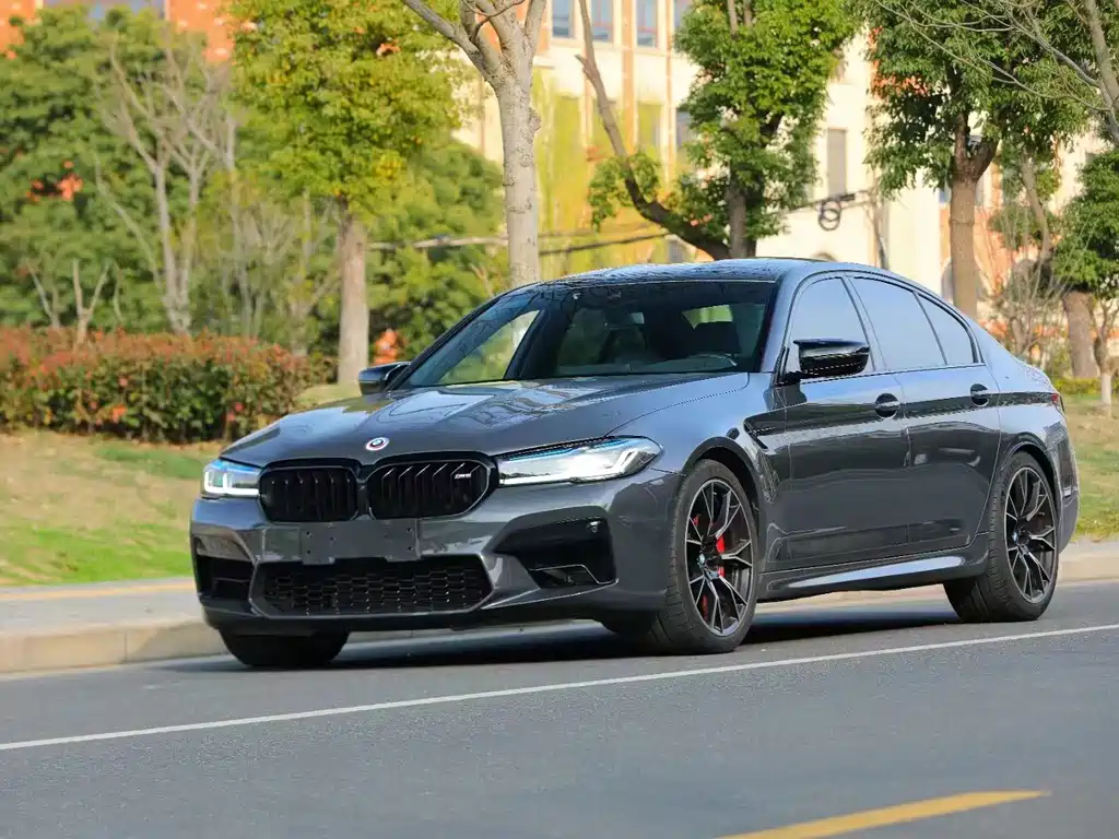 BMW M5