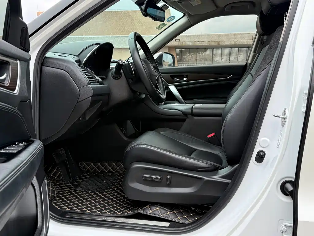 Avancier 240 TURBO 2 WD Premium
