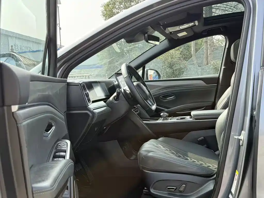 Song L DM-i Smart Drive 160 km Transcend