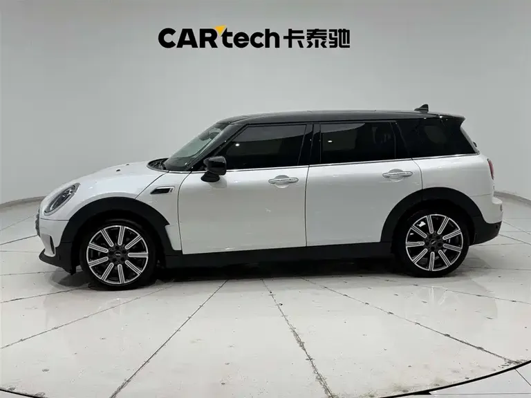 MINI CLUBMAN 1.5 T COOPER Connoisseur