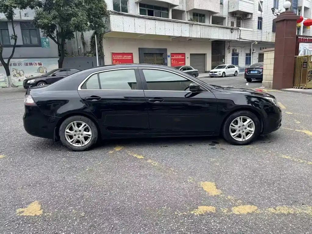 Besturn B90 2.0 L Manual Luxury