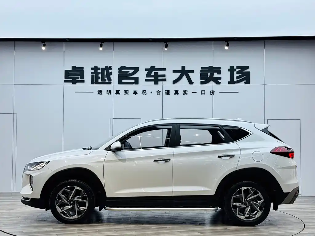 Tucson 280 TGDi 2 WD GLS Connected CN-VI
