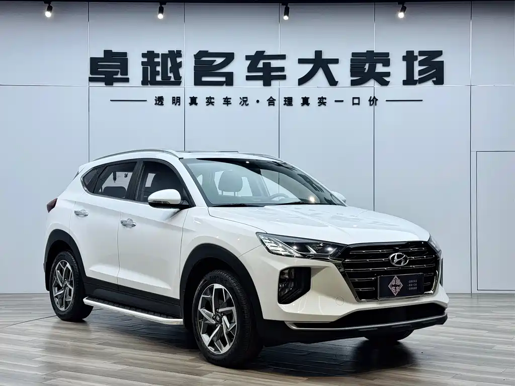 Tucson 280 TGDi 2 WD GLS Connected CN-VI
