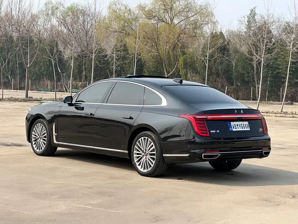 Hongqi H9 2.0 T Connected Flagship