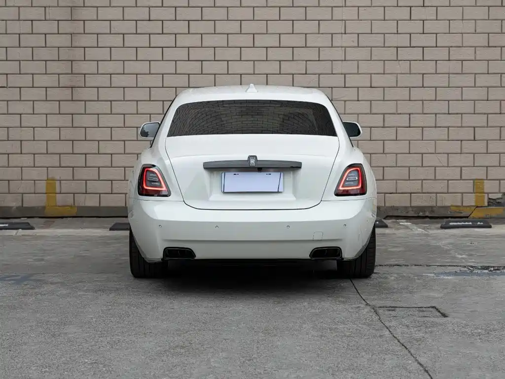 Ghost 6.7 T Black Badge