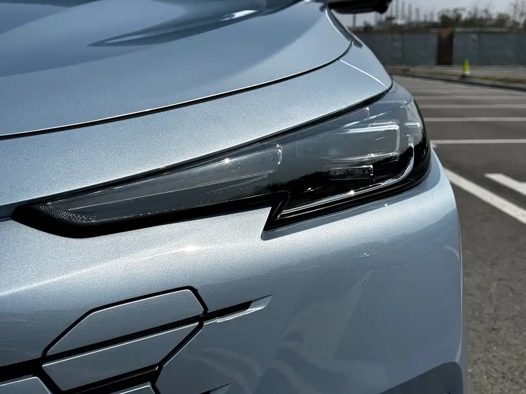 Changan UNI-K 2.0 T Distinguished