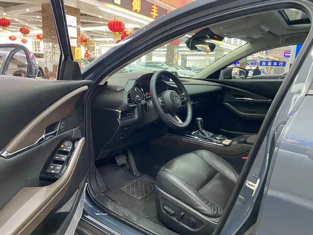 Mazda CX-30 2.0 L Auto Jiayue