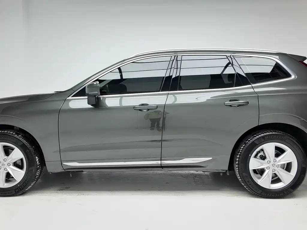Volvo XC60 B5 4 WD Smart Ease Luxury