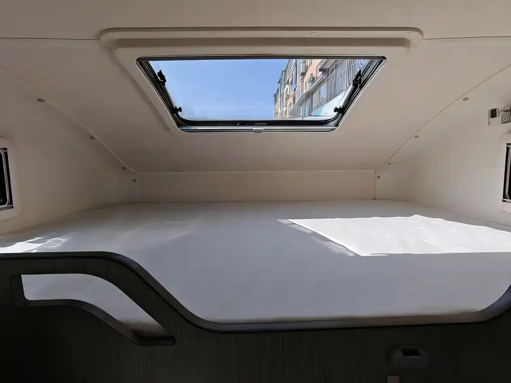 IVECO Daily 3.0 T Auto Chaorui LWB High Roof Sliding Door F1 C