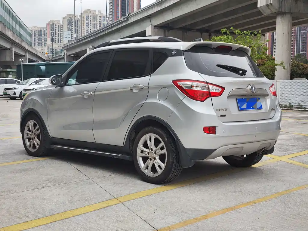 Changan CS35 1.6 L Manual Luxury CN-IV