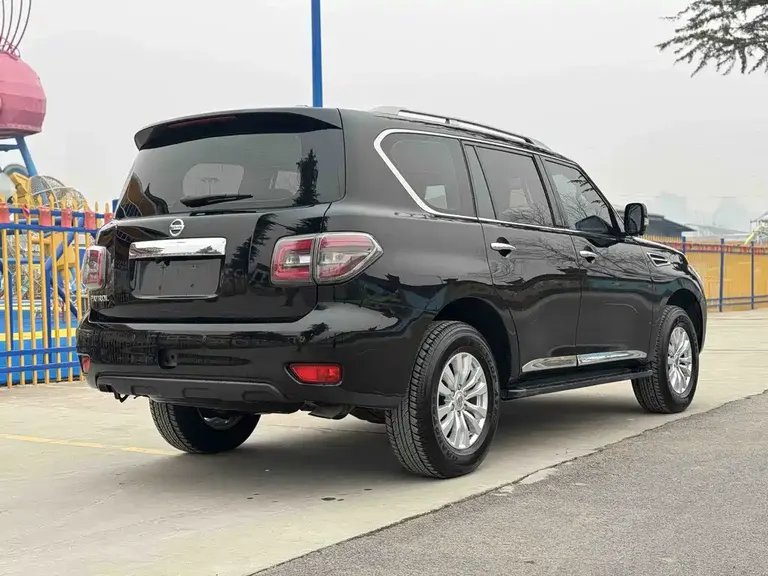 Nissan Patrol 4.0 L Leading Elite