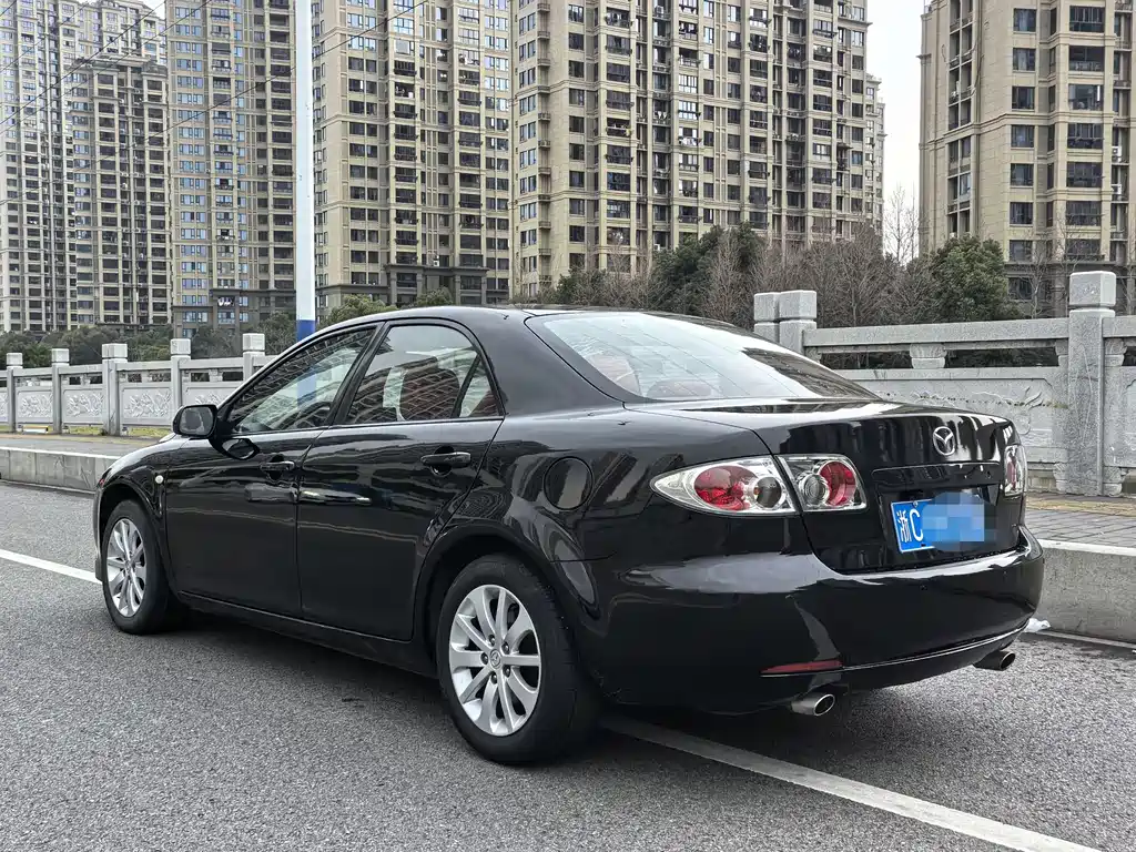 Mazda 6 2.0 L Auto Fashion