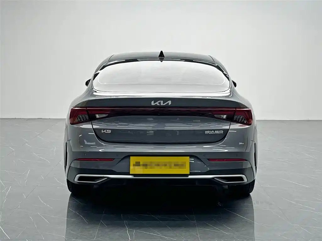 Kia K5 270 T CVVD Refreshed