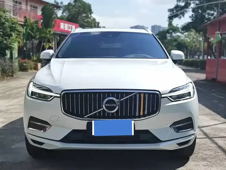 Volvo XC60 T5 4 WD Smart Ease Luxury