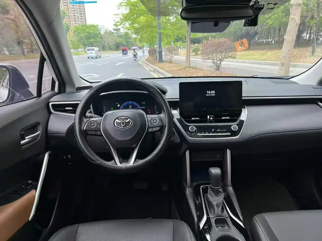 Frontlander 2.0 L CVT Sport