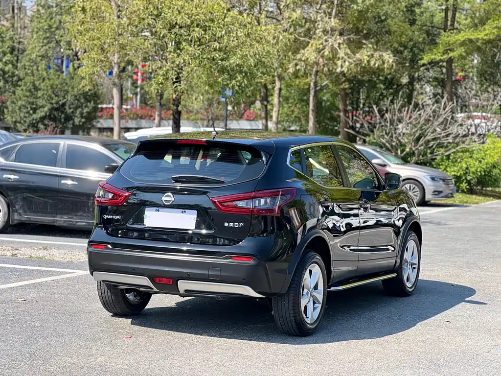 Qashqai Classic 2.0 L CVT XV Comfort