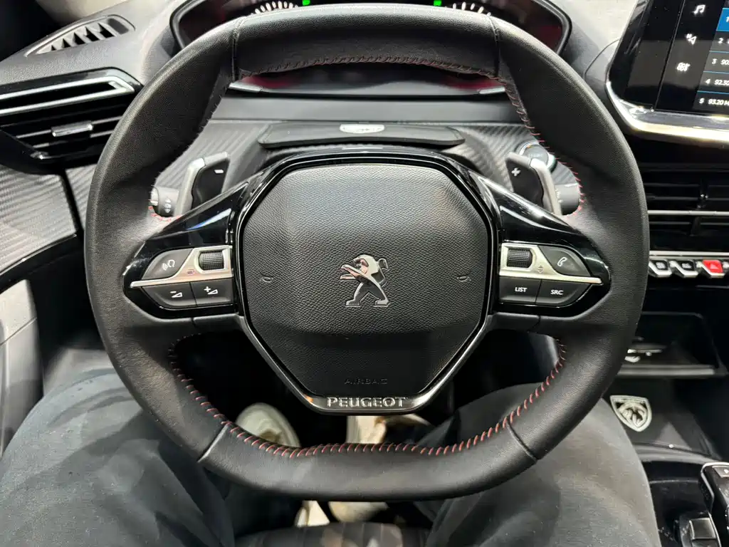 Peugeot 2008 2022 230 THP THE ONE