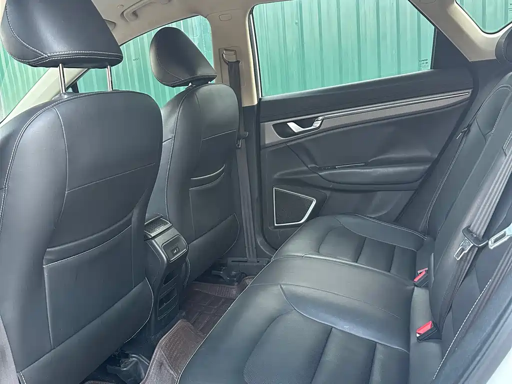 Emgrand GS Grace 1.3 T Auto Leading Style
