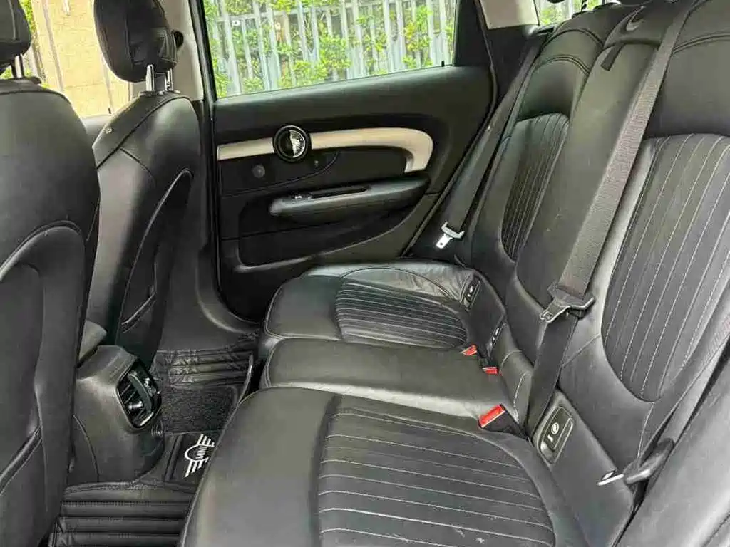 MINI CLUBMAN Facelift 2.0 T COOPER S Connoisseur