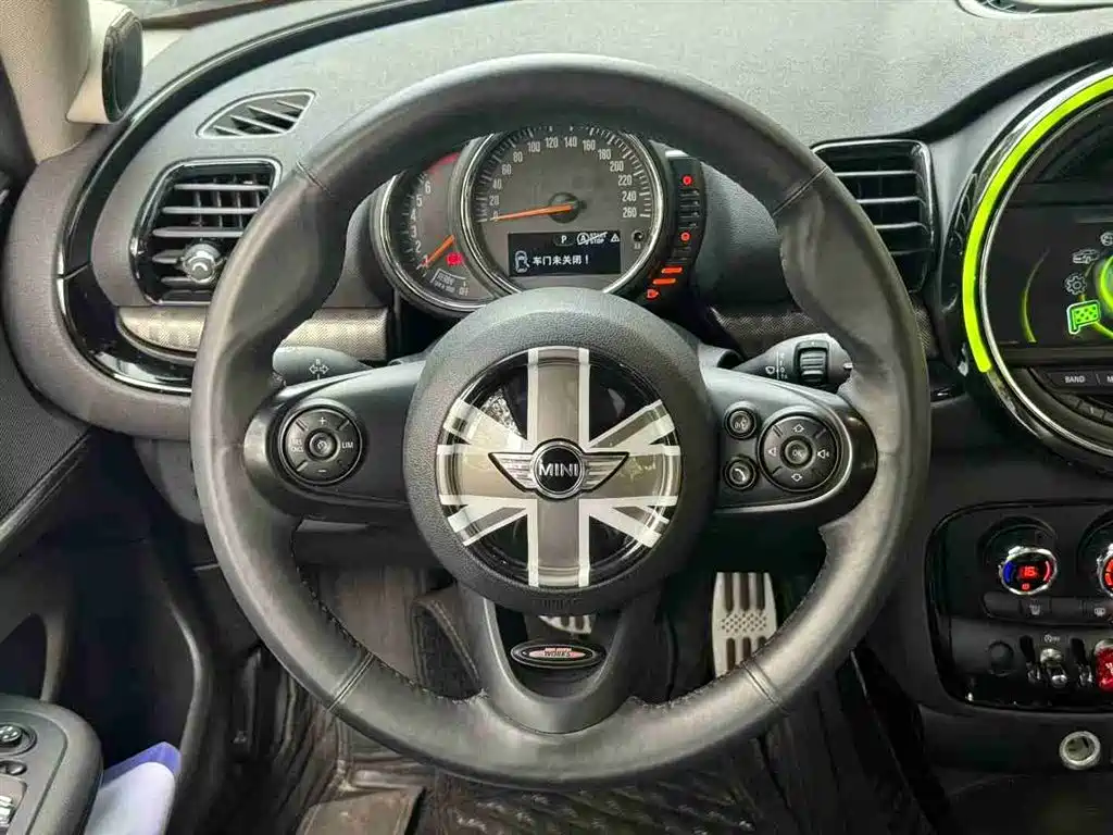 MINI CLUBMAN Facelift 2.0 T COOPER S Connoisseur