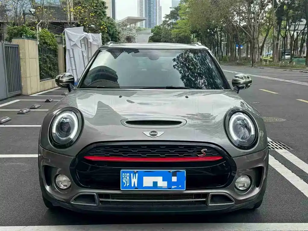 MINI CLUBMAN Facelift 2.0 T COOPER S Connoisseur