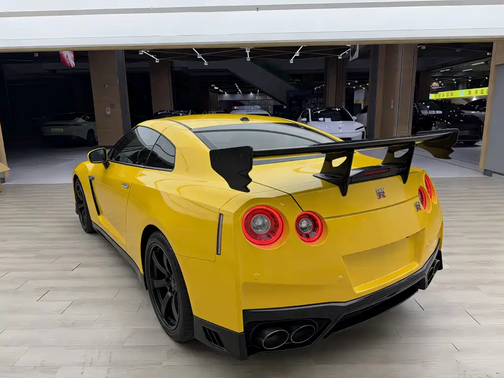 Nissan GT-R 3.8 T Premium Edition