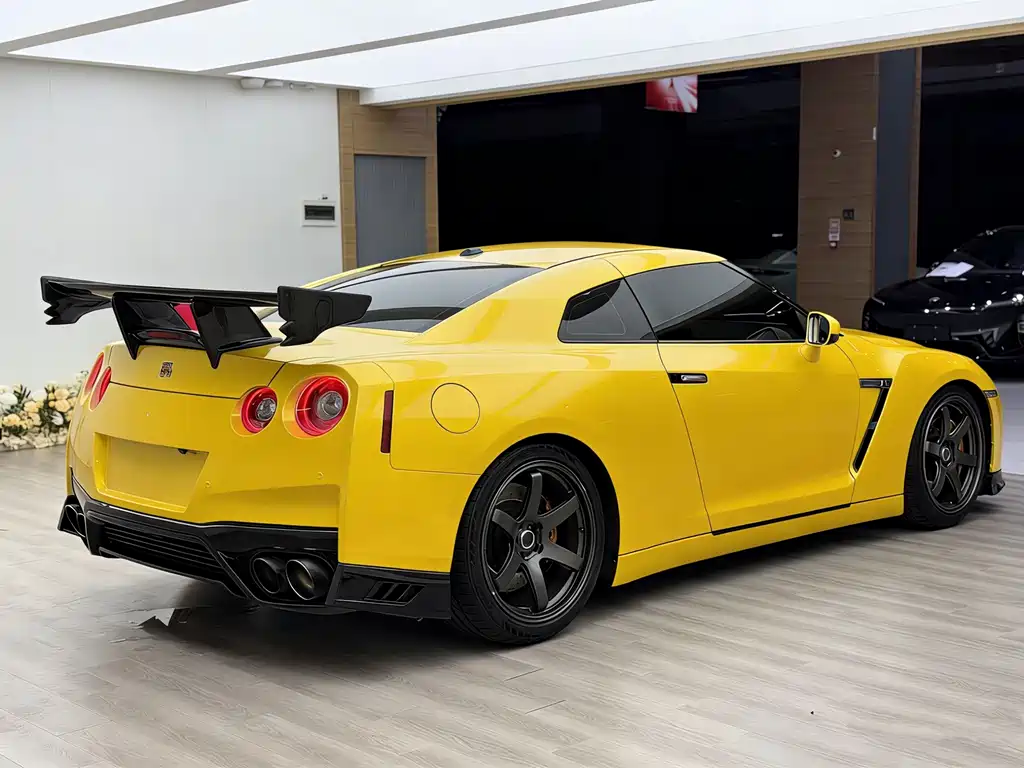Nissan GT-R 3.8 T Premium Edition