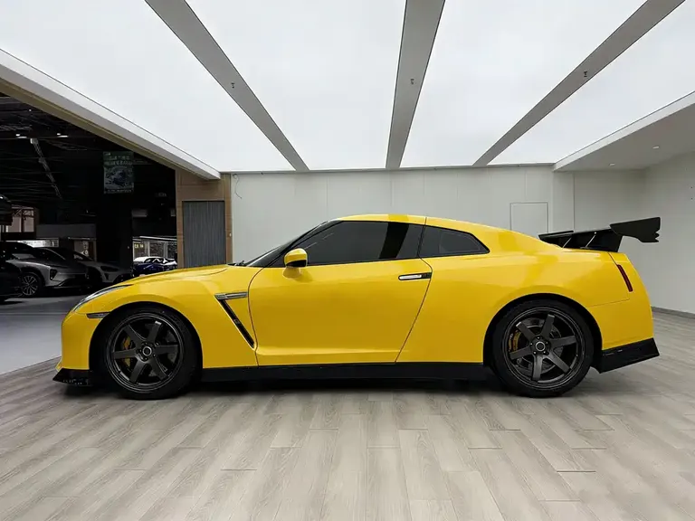 Nissan GT-R 3.8 T Premium Edition