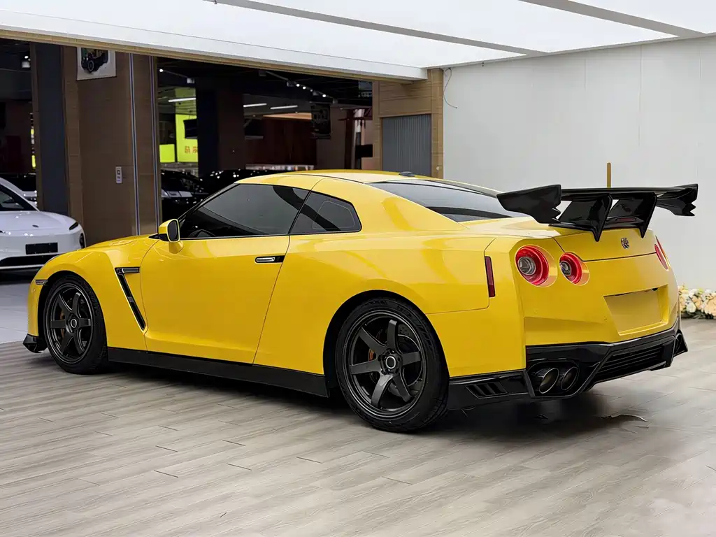 Nissan GT-R 3.8 T Premium Edition