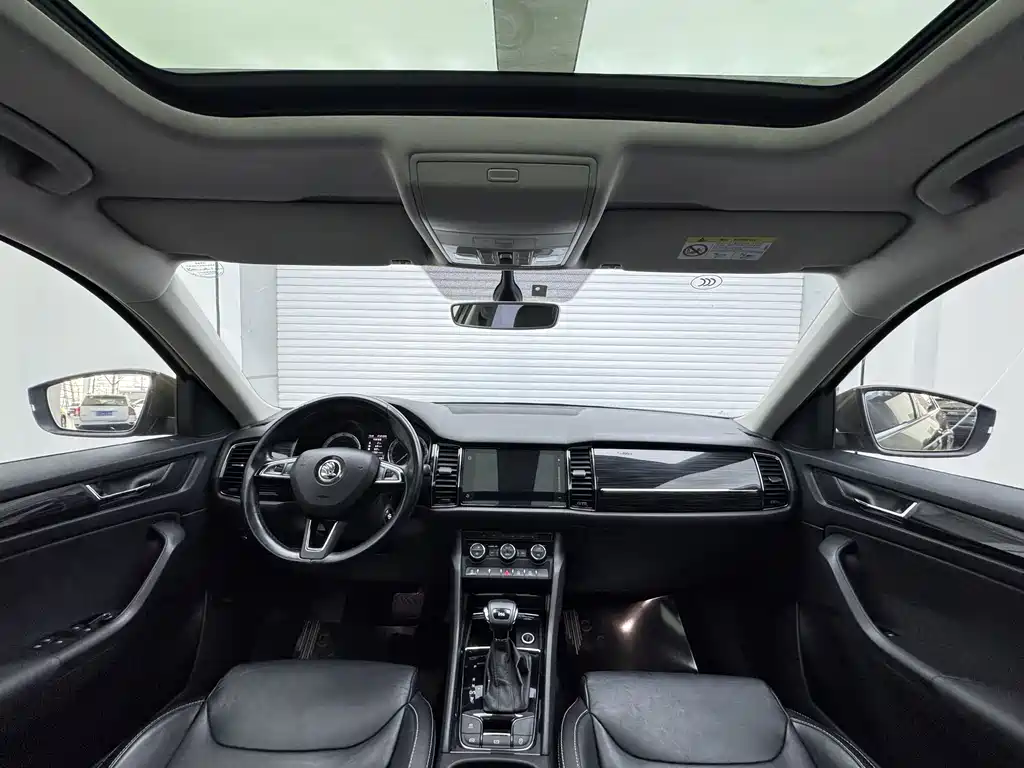 Kodiaq Facelift TSI330 5-seat 2 WD Luxury Enjoyment