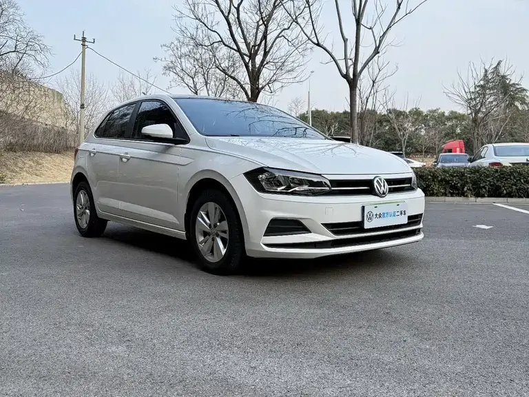 Volkswagen Polo Plus 1.5 L Auto Panoramic Pleasure