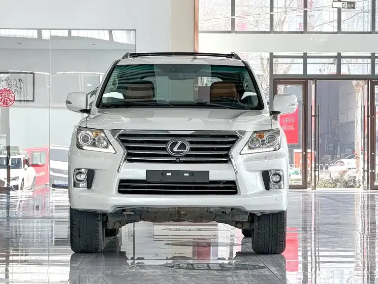 Lexus LX 570