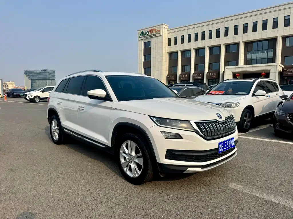 Kodiaq TSI330 7-seat 2 WD Luxury
