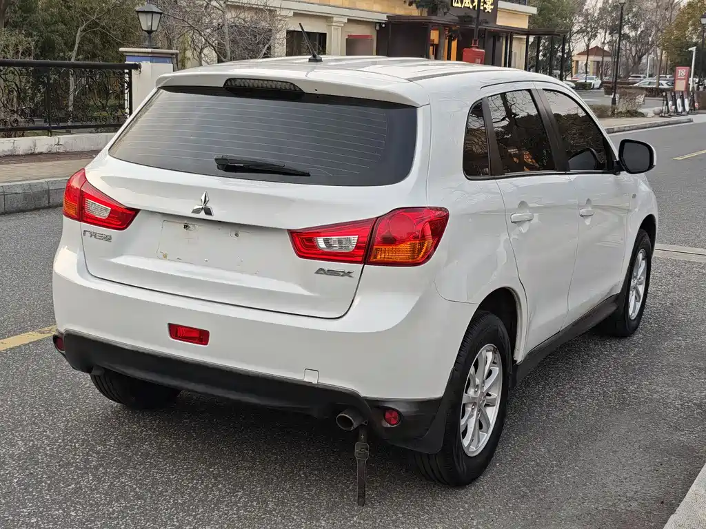 ASX 2.0 L CVT 2 WD Elite