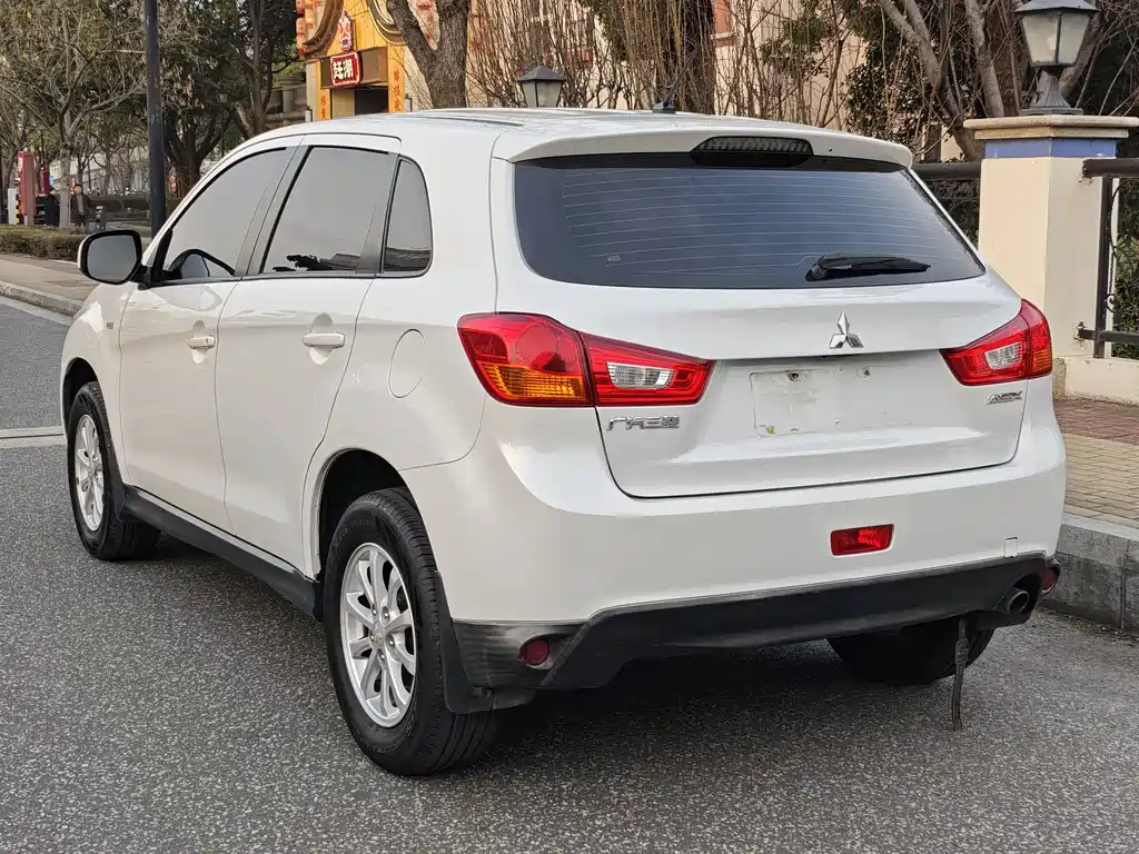 ASX 2.0 L CVT 2 WD Elite
